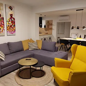 Vela Grota Apartment
