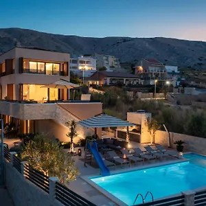 villa-emma-pag.hotelinzadar.com/